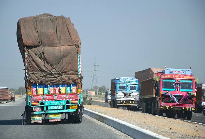 indyjskie ciężarówki